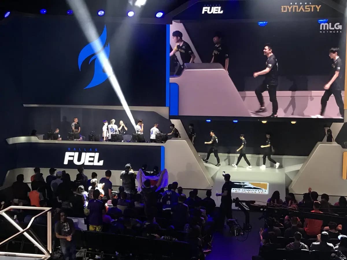 “EFFECT dà la sua vita per migliorare a Overwatch”, dopo le sconfitte della Week 1, xQc parla così del suo compagno di squadra