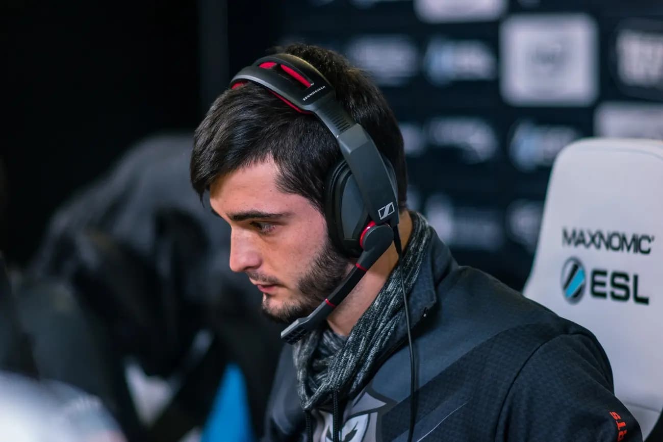 Problemi di salute per ‘shox’, capitano dei G2 Esports: potrebbe non partecipare ai prossimi eventi di CS:GO