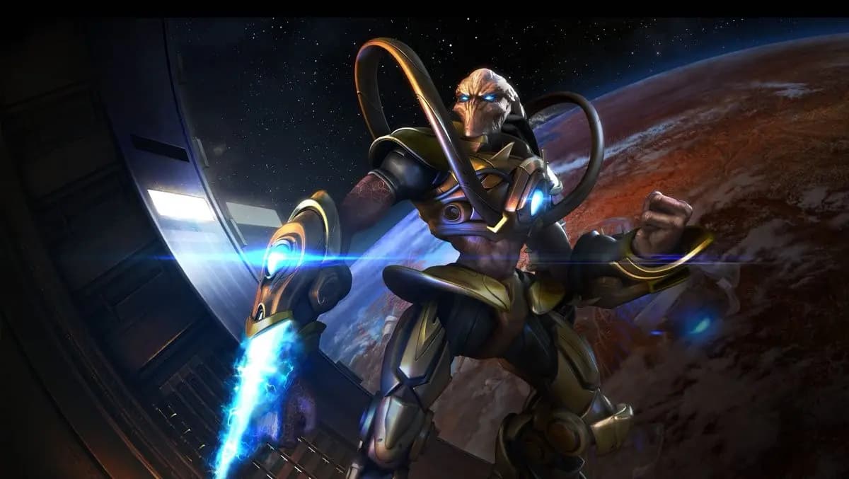 Svelato il nuovo eroe che arriverà in Heroes of the Storm: Fenix di StarCraft
