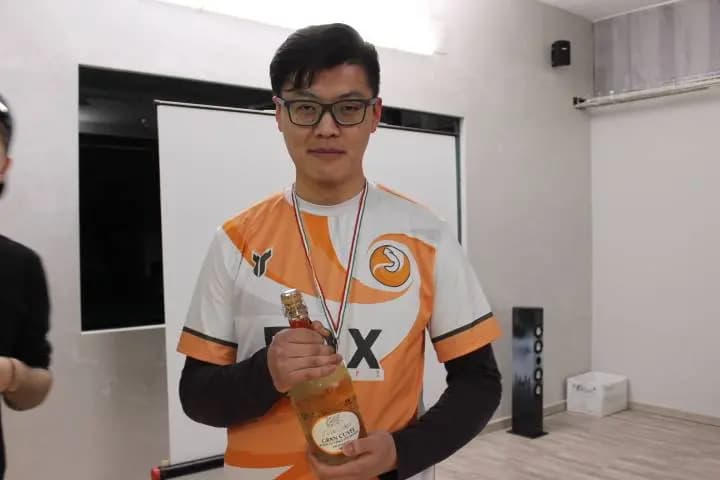 In vista della sua recente vittoria e prossimo torneo, Esporters ha intervistato Cheng ‘Devilnin’ Guo, il campione italiano di Tekken!